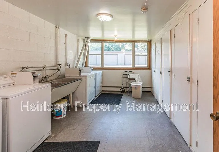 25 W Redwing St #18 — Photo 8
