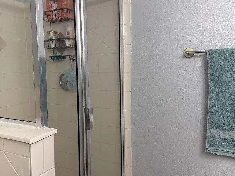 12253 Holy Springs Ct — Photo 22