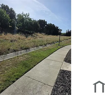 272 Galano Plz — Photo 28