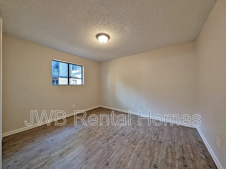 5224 Westchase Ct #3 — Photo 5