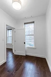Rented by TASHIRO REAL ESTATE INC