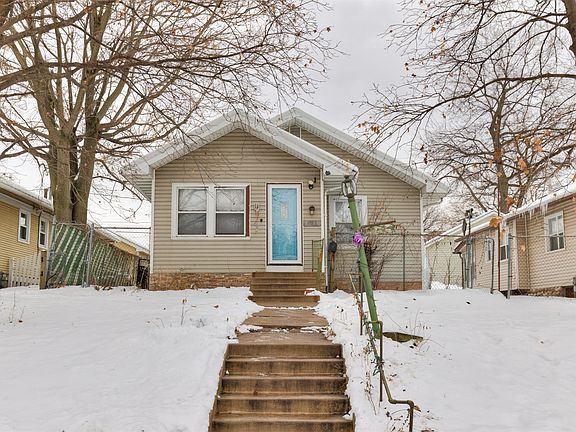4th image of 3610 Rollins Ave