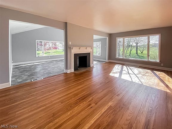 5th image of 6975 Highland Ave SW