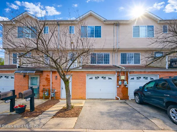 12 Tompkins Pl, Staten Island, NY 10304