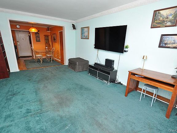 4th image of 491 Riverdale Avenue #6D