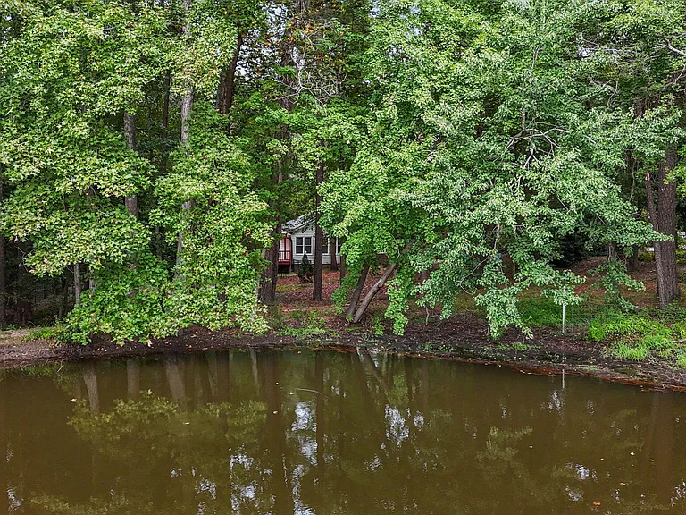 109 Oaklake Ct — Photo 45