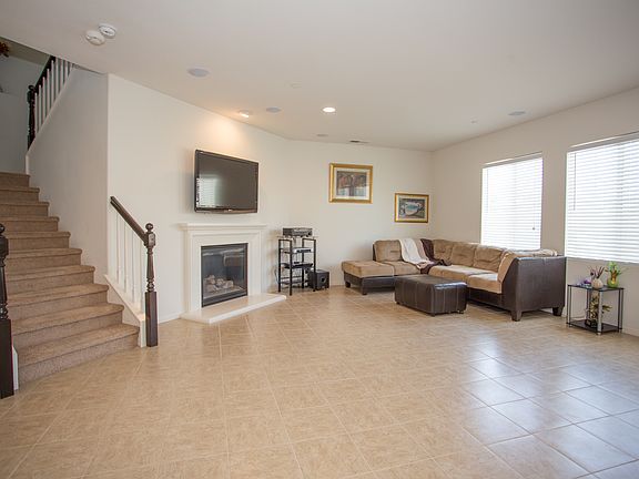 4th image of 37285 Whispering Hills Dr