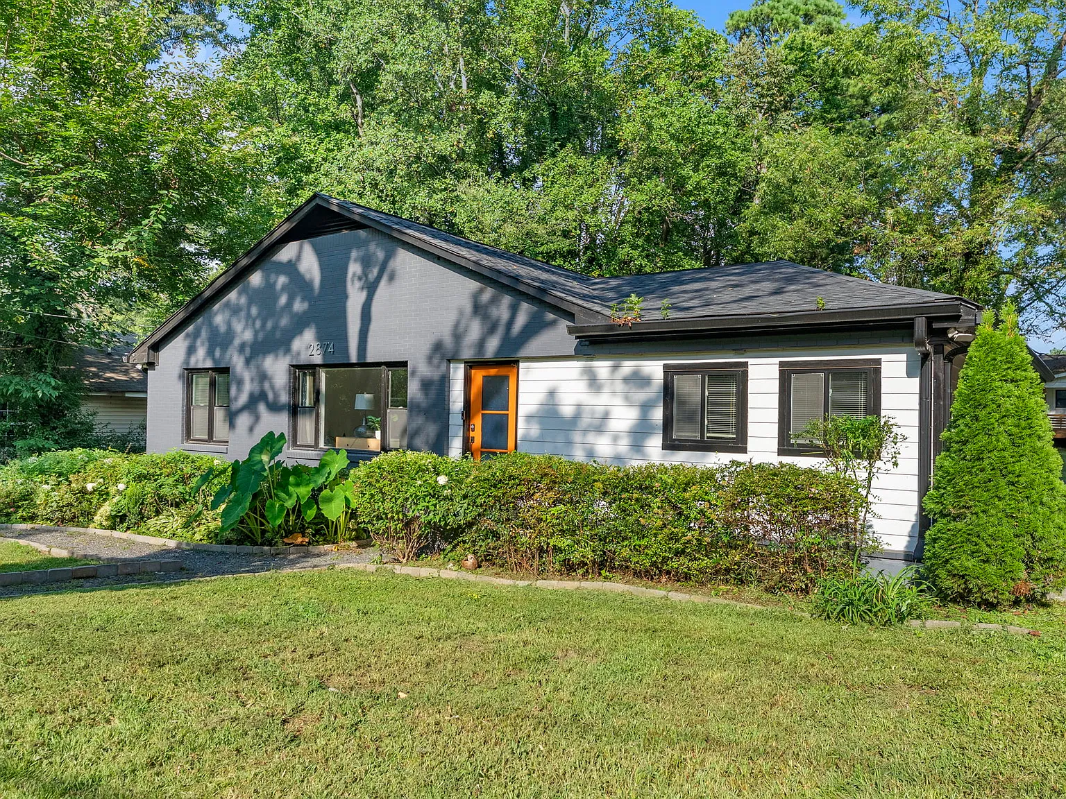 4 bed, 3.5 bath, 2166 sqft, $3,999 — Photo 1