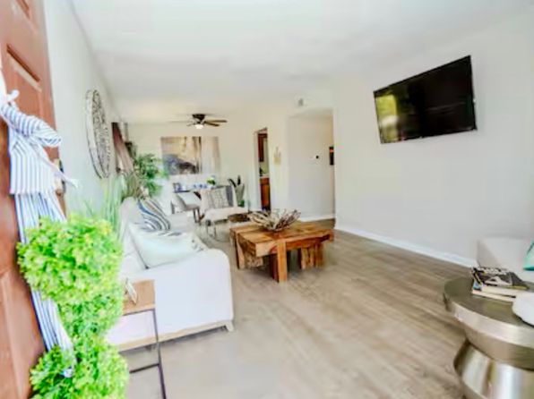 901 Crosshill Dr APT 5