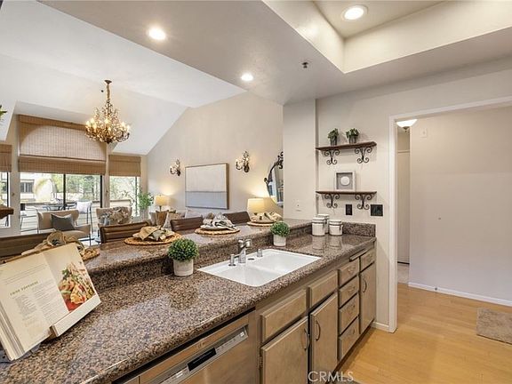 5th image of 2567 Plaza Del Amo Unit 302