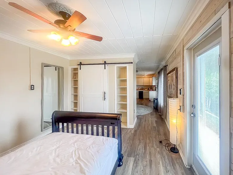 511 Riverview Ct — Photo 36