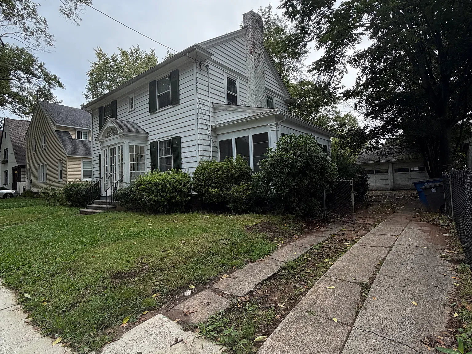 3 bed, 1.5 bath, 1440 sqft, $3,250 — Photo 2