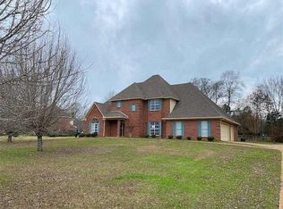 107 Ingleside Rd, Madison, MS 39110