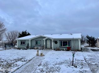300 Rocky Top Rd, Yakima, WA 98908