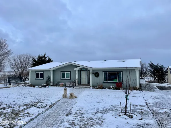 300 Rocky Top Rd, Yakima, WA 98908