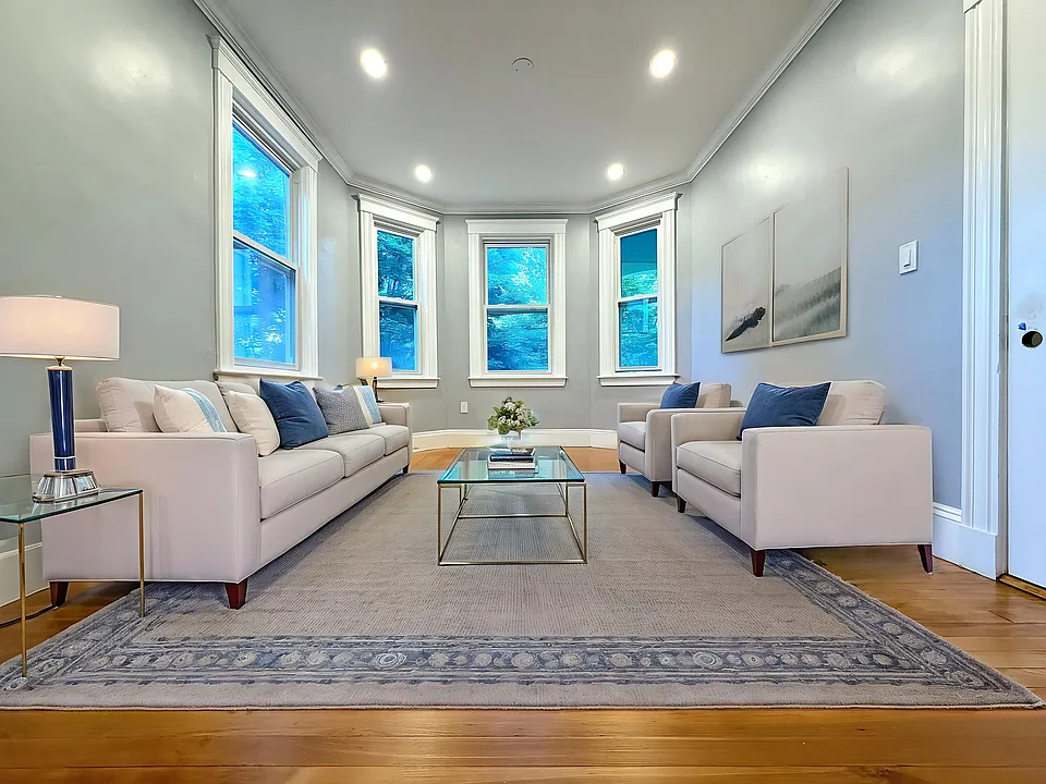79 Bartlett Ave #79