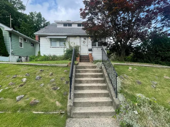 83 Justin Ave, Staten Island, NY 10306
