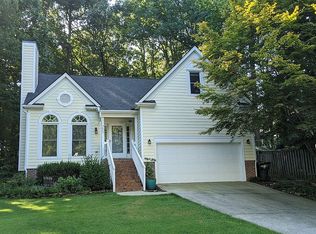 9452 Bells Valley Dr, Raleigh, NC 27617