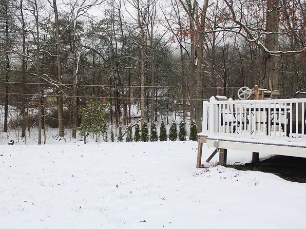 113 2nd St, Fredericksburg, PA 17026