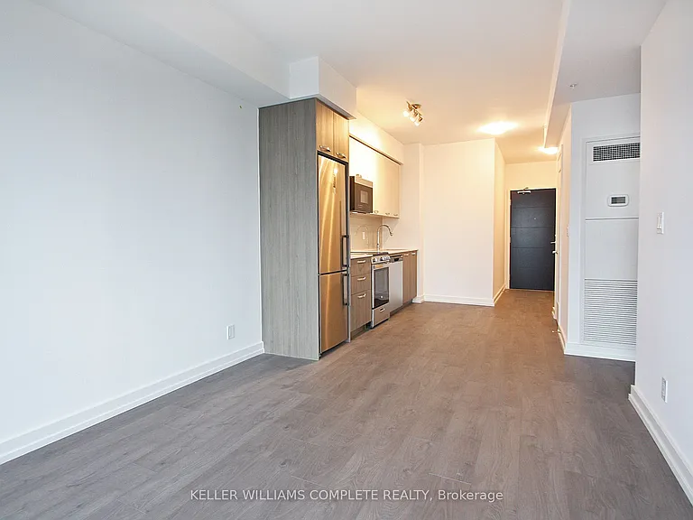 75 James St S #1908 — Photo 2