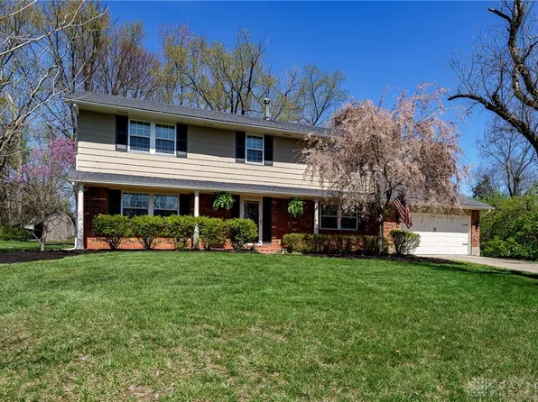 5488 Woodbridge Ln, Dayton, OH 45429