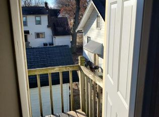 1119 1/2 Central Ave, Beloit, WI 53511