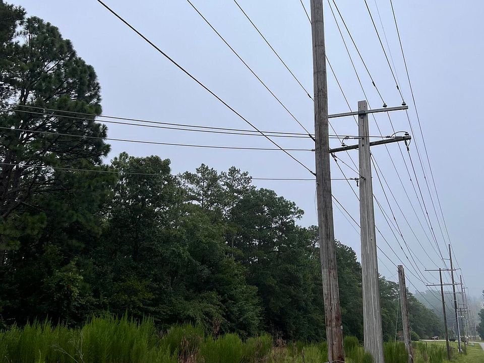 2nd image of TRACT Varden Dr #A