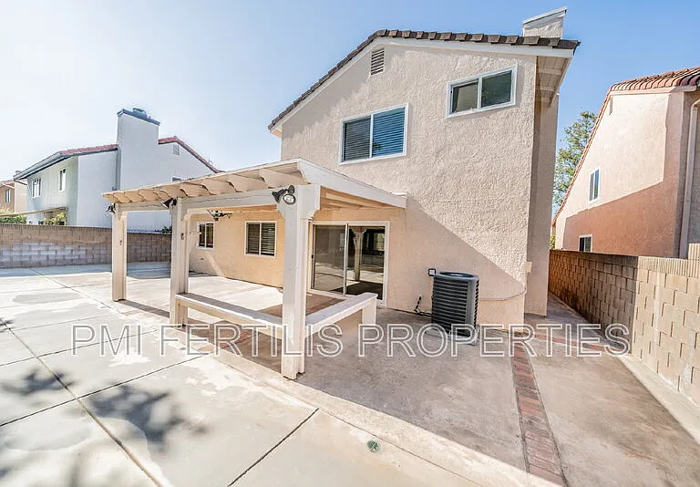 1229 Hibiscus St — Photo 46