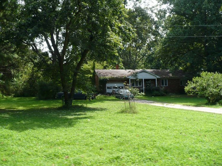 2nd image of 1960 Durhamville Rd