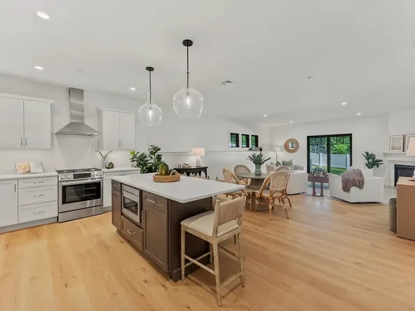 134 Court St #18, Plymouth, MA 02360