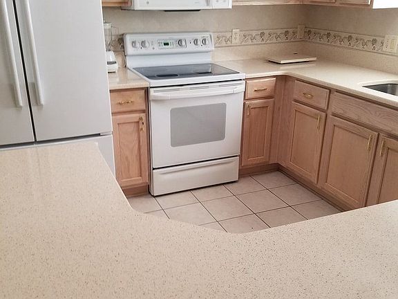 3rd image of 1420 Fortaleza Dr