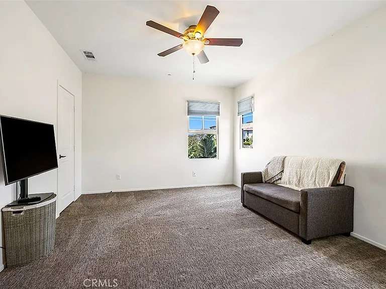 596 S Casita St — Photo 13