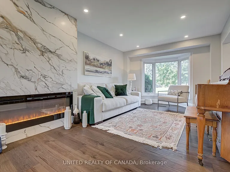 615 Sandford St — Photo 8