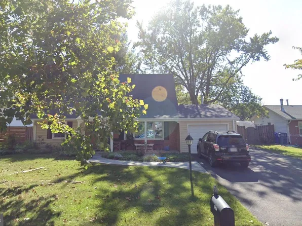 13151 Pavilion Ln, Fairfax, VA 22033