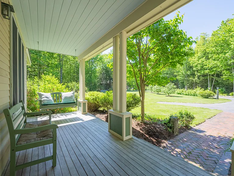 55 Hardy Rd — Photo 18