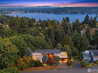 16328 35th Avenue NE, Lake Forest Park, WA 98155
