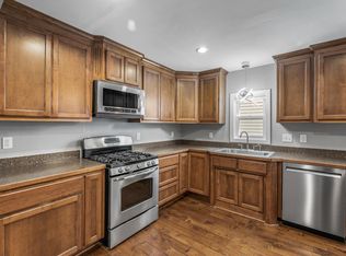 1636 Breda Ave, Saint Paul, MN 55108