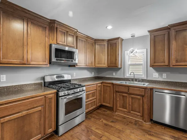 1636 Breda Ave, Saint Paul, MN 55108