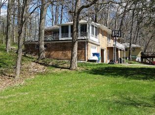 58 E Division Rd, Valparaiso, IN 46383