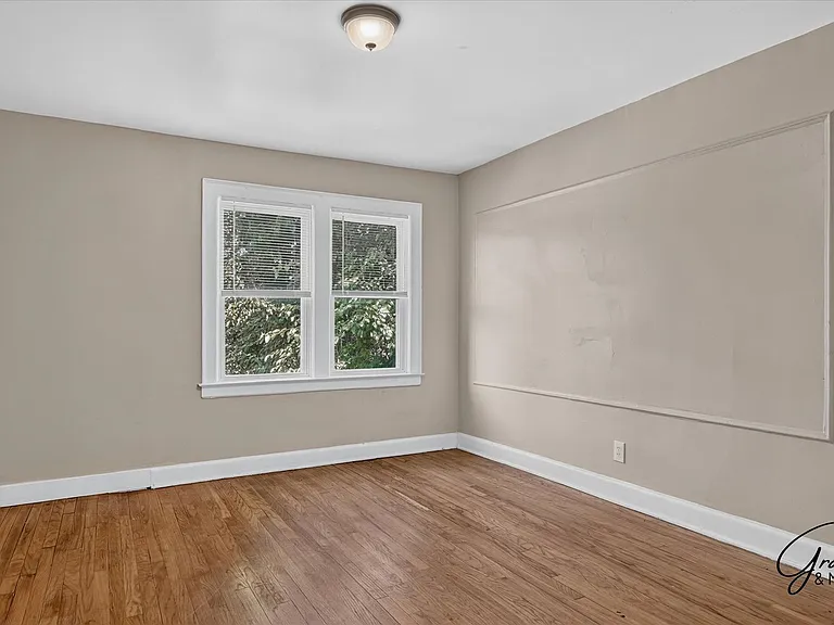 17127 Roselawn St — Photo 21