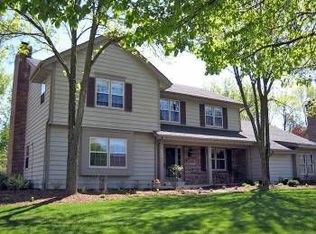 20625 Hunters Run, Brookfield, WI 53045