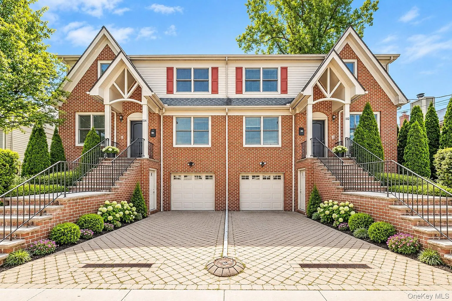 4 bed, 3.5 bath, 3000 sqft, $6,995 — Photo 2