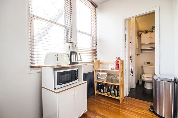 Rented by Twyford Real Estate | media 4