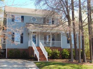 2 Swallows Ridge Ct, Durham, NC 27713