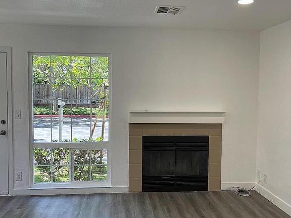 5th image of 836 Paseo Estero Dr