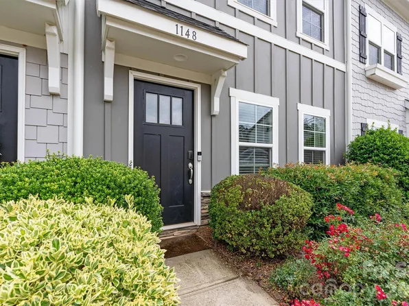 1148 Almerton Dr, Denver, NC 28037