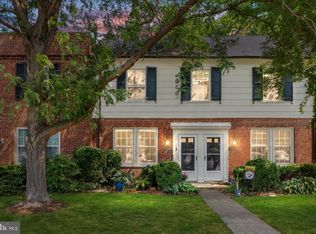 2701 16th St S APT 640, Arlington, VA 22204