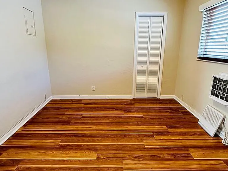 3071 SW 27th Ave #15 — Photo 7