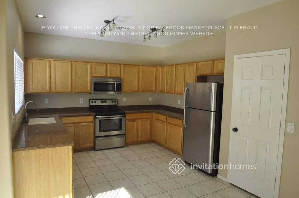 62 N Sandstone St Gilbert, AZ 85234 — Photo 4