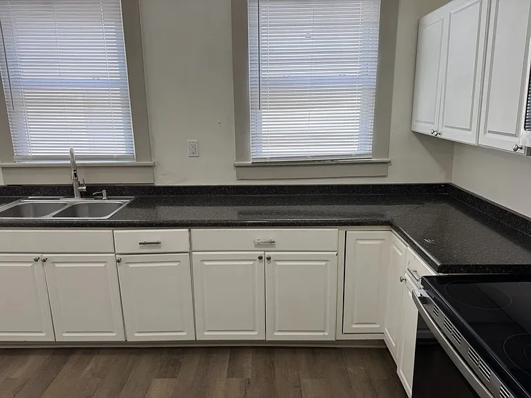 419 Carolina Ave — Photo 32